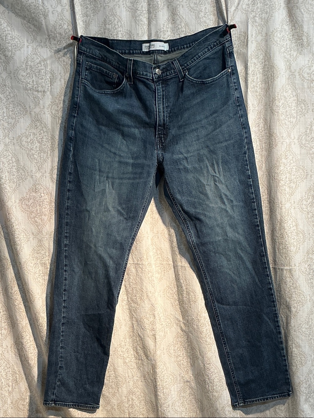 Levi Signature Classic Men's Dark Blue Jeans – Comfortable Everyday Fit
